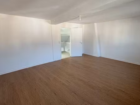 appartement t3 - 70m2 - sissonne