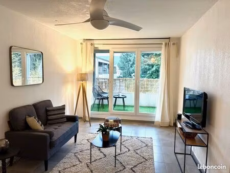 grand t1 meublé tout confort avec terrasse – 32 m2