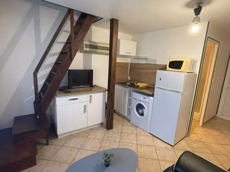 studio style f2 t2 coin chambre en mezzanine