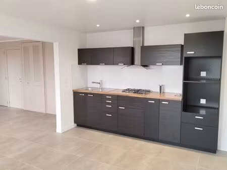 appartement t4■parking clos  jardin 400 m2■1 grande pièce en sous sol■quartier calme  voie