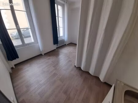 studio centre ville baugé