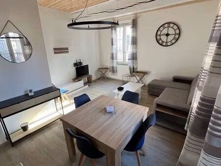 maison de ville t2 + bureau – 64 m² – hyper centre agen – garage