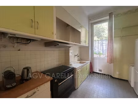 location appartement 3 pièces 70m² hyeres 83400