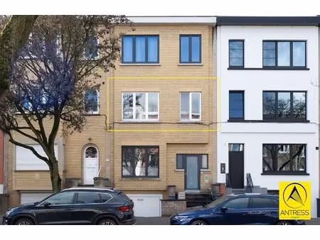 appartement te koop in mortsel met 1 slaapkamer