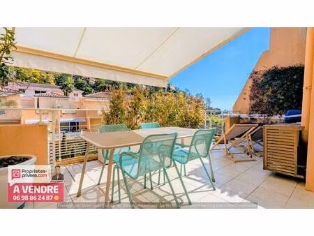 magnifique 2 pieces de 55 m² avec vaste terrasse