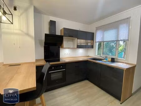 location appartement 3 pièces 63m² la possession 97419