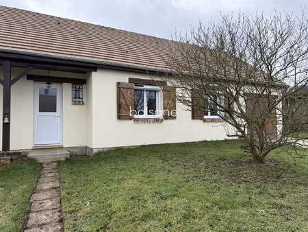 saint-pierre-des-fleurs : plain-pied rare en centre-ville