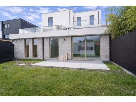 fantastisch nieuwbouw appartement (ben) met tuin en garage te londerzeel