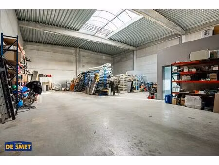 magazijn met optie tot open bureelruimte op 1ste verdieping