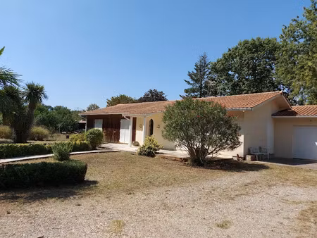 vente maison 7 pièces 180 m² à parempuyre (33290)  357 000 €