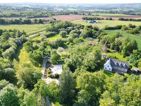 vente propriété 8 pièces 236 m² à cast (29150)  373 500 €