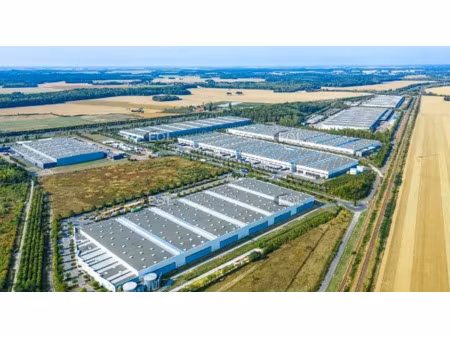 châtres (77)  exclusivité eol  2 cellules logistiques d'une surface totale de 11 520 m²