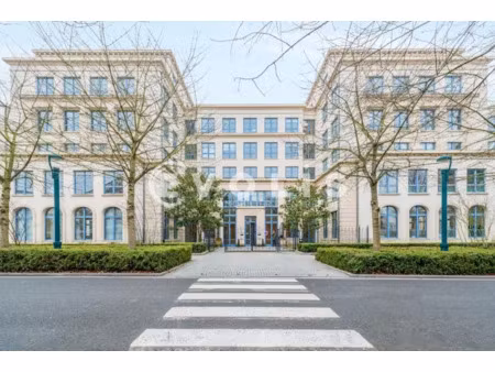 location bureau chessy 77700