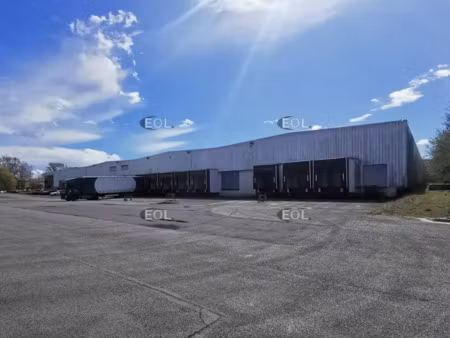 a louer | lot indépendant 4900 m²