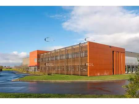 houplines - a louer 21 383 m² divisibles