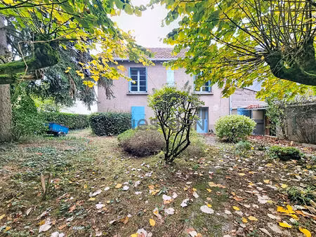 tours nord - montconseil - maison à rénover 5 pièces 89 m² avec 4 chambres  jardin et gara