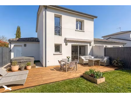 vente maison 4 pièces 90 m² saint-jean-d’illac (33127)