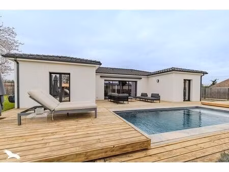 vente maison 4 pièces 131 m² coutras (33230)