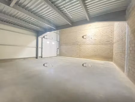 a louer ! local d'actvitié neuf de 253m²