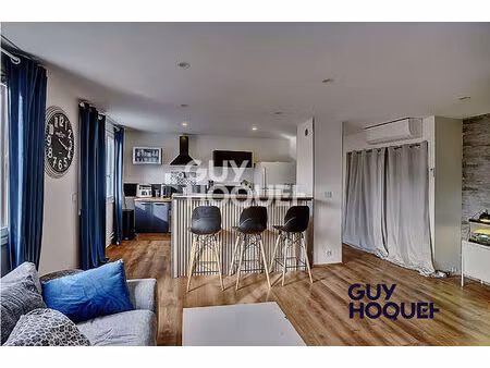 decines cornavent - appartement 3 pieces rez-de-chaussee sureleve+ 1 balcon + 1 place de s