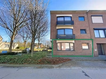 appartement te huur in brasschaat met 2 slaapkamers