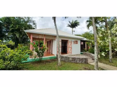 location maison 2 pièces 53 m² à sainte-rose (97115)