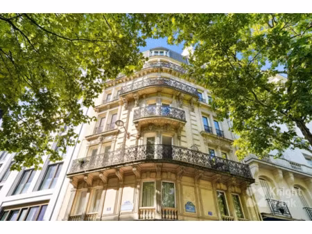 location bureaux paris 75008