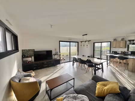 maison 7 pièces - 121 m²