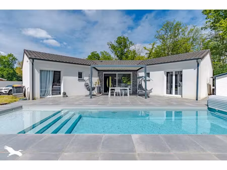 vente maison 6 pièces 135 m² bonnetan (33370)