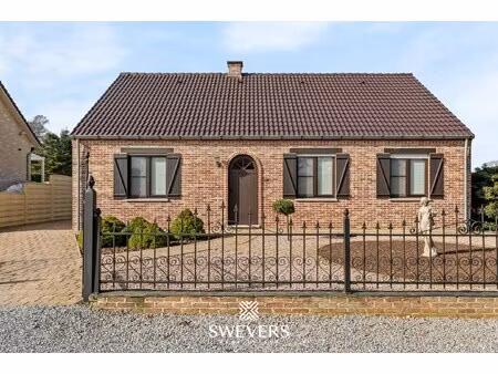 huis te koop in beringen met 3 slaapkamers