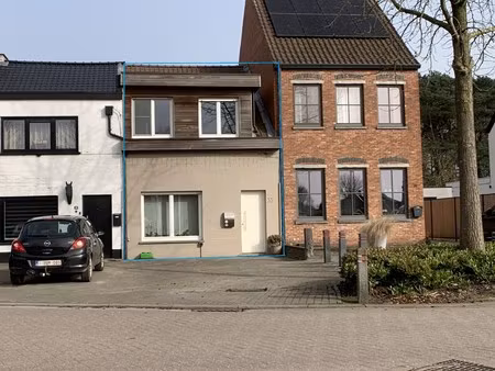 huis te koop in oelegem met 3 slaapkamers