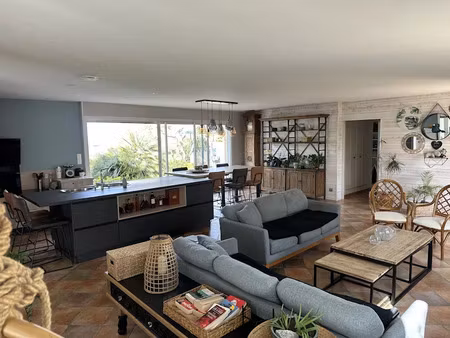 vente maison 5 pièces 147 m² à rouillac (16170)  345 000 €