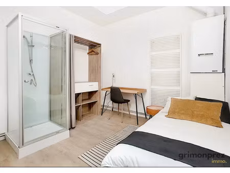 location meublée maison 5 pièces 87 m² à roubaix (59100)  390 €