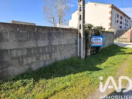 vente terrain à apremont (85220) : à vendre / 1574m² apremont