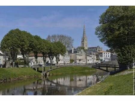 vente terrain à fontenay-le-comte (85200) : à vendre / fontenay-le-comte