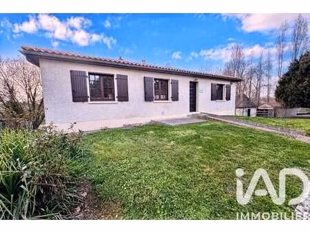 vente maison à saint-estephe (16440) : à vendre / 118m² saint-estephe