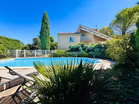 centre etoile sur rhône  villa d'architecte sur 1046m2 de terrain clos