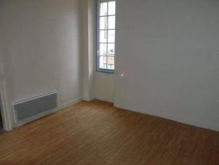 location appartement t1 à angers centre (49000) : à louer t1 / 22m² angers centre