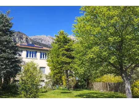 vente propriété 11 pièces 295 m² à chatillon-en-diois (26410)  472 000 €