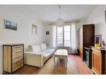 studio lumineux de 29 m²  paris 16ᵉ  étage élevé