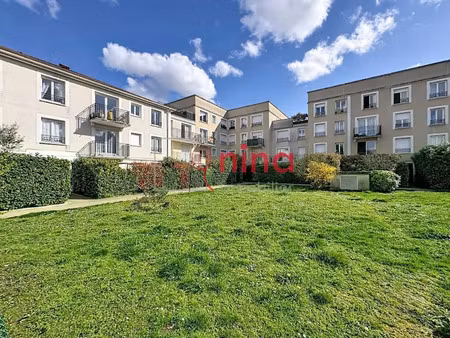 location appartement 1 pièce 28 m² à limeil-brevannes (94450)  666 €