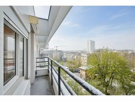 appartement lumineux de 5 pièces à paris