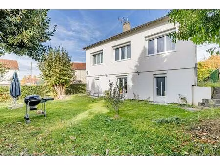 grande maison familiale à montmagny  200 m²