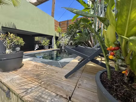 location villa 4 pièces à le tampon (97430)  1 530 €