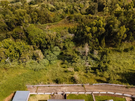 a vendre terrain constructible de 2 589 m2 secteur altit