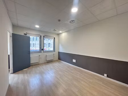 location commerce 36 m² à reims (51100)
