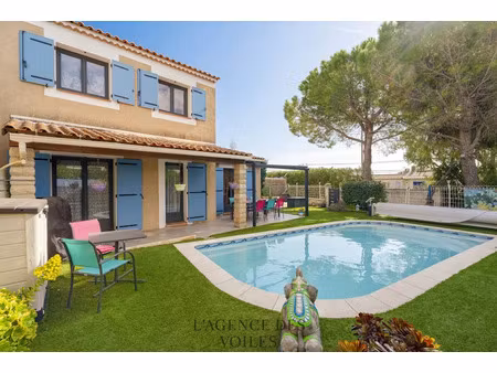vente maison 4 pièces 74 m² à sanary-sur-mer (83110)  544 000 €