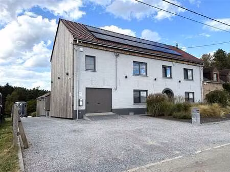 maison d’exception  état impeccable et finitions haut de gam