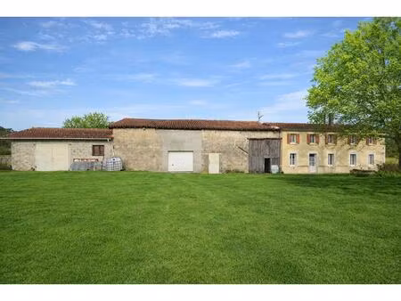 vente maison 4 pièces 141 m² le pizou (24700)