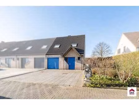 charmante maison 3 façades avec jardin à vendre à asse